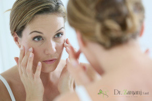 دکتر پوست چه کسی است و چه کاری انجام می دهد؟