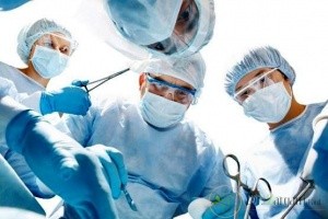 برای انجام روش تزریق چربی باید چه کسی این کار را انجام دهد ؟
