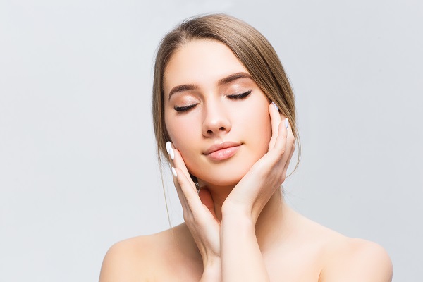مزایای زاویه سازی صورت با تزریق چربی