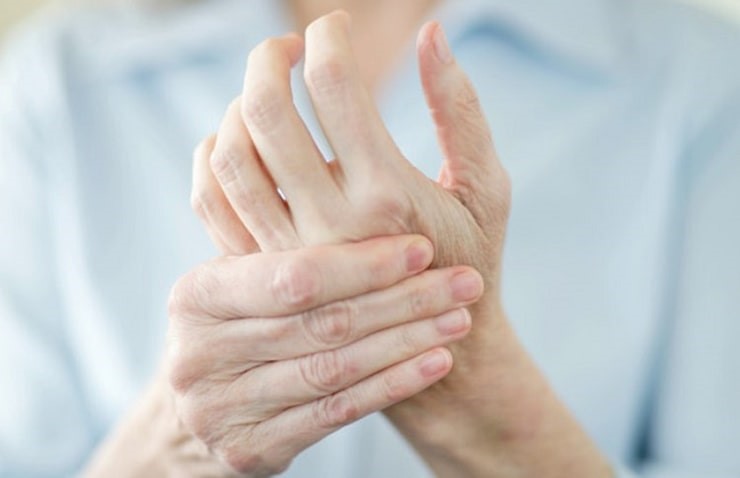هزینه کربوکسی تراپی دست چقدر است؟
