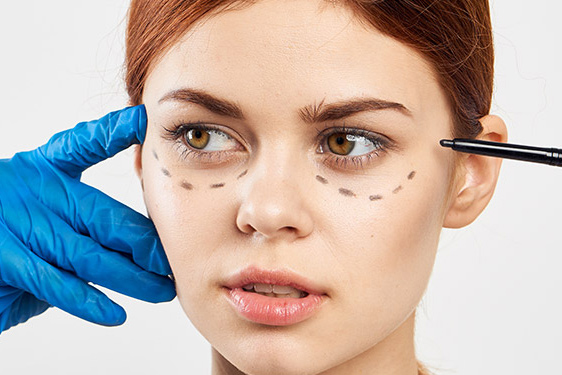 دلیل از بین رفتن چربی زیر چشم